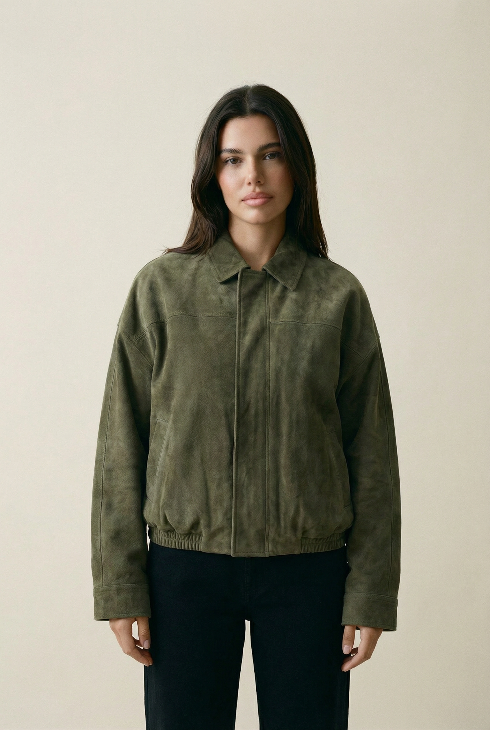 Oversized Bomber Jacket – Modern Structure, Effortless Fit